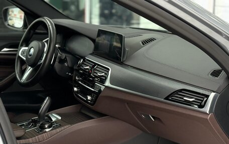 BMW 5 серия, 2019 год, 5 400 000 рублей, 26 фотография