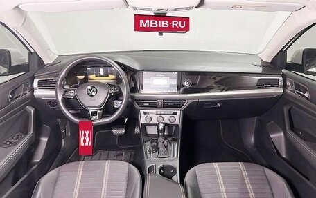 Volkswagen Lavida, 2022 год, 1 750 017 рублей, 6 фотография