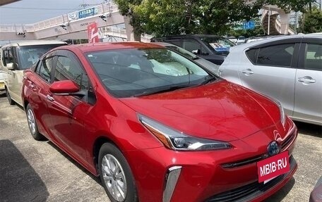 Toyota Prius IV XW50, 2021 год, 2 982 000 рублей, 2 фотография