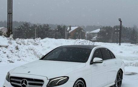 Mercedes-Benz E-Класс, 2017 год, 3 190 000 рублей, 1 фотография