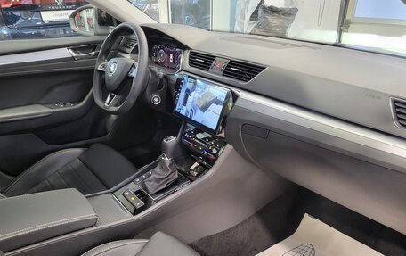 Skoda Superb III рестайлинг, 2025 год, 3 360 000 рублей, 8 фотография