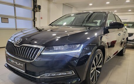 Skoda Superb III рестайлинг, 2025 год, 3 360 000 рублей, 3 фотография