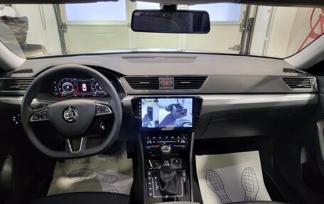 Skoda Superb III рестайлинг, 2025 год, 3 360 000 рублей, 13 фотография