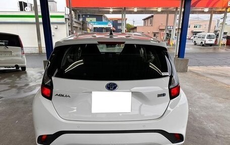 Toyota Aqua, 2021 год, 1 650 000 рублей, 6 фотография