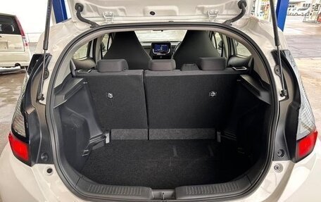 Toyota Aqua, 2021 год, 1 650 000 рублей, 8 фотография