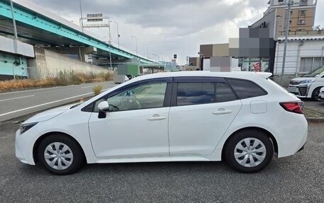 Toyota Corolla, 2022 год, 1 650 000 рублей, 5 фотография