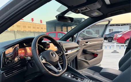 Volkswagen Golf VIII, 2023 год, 2 300 077 рублей, 7 фотография