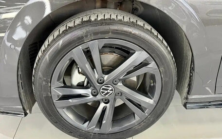 Volkswagen Golf VIII, 2023 год, 2 300 077 рублей, 10 фотография