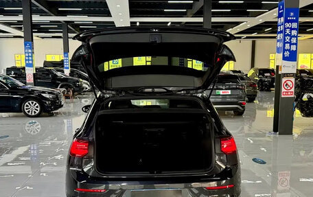 Volkswagen Golf VIII, 2023 год, 2 300 077 рублей, 9 фотография