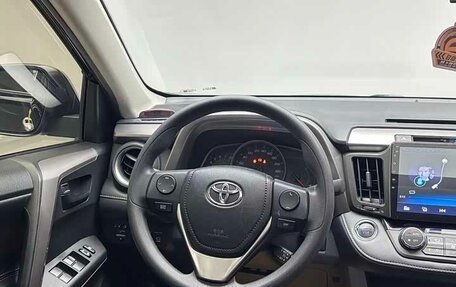 Toyota RAV4, 2019 год, 2 150 000 рублей, 8 фотография