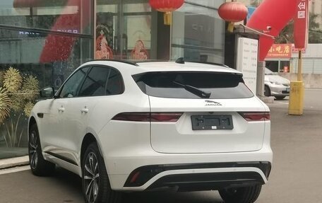 Jaguar F-Pace, 2025 год, 6 300 000 рублей, 5 фотография