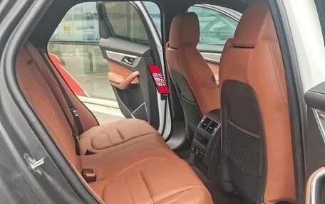 Jaguar F-Pace, 2025 год, 6 300 000 рублей, 17 фотография