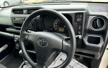 Toyota Probox I, 2014 год, 680 000 рублей, 18 фотография