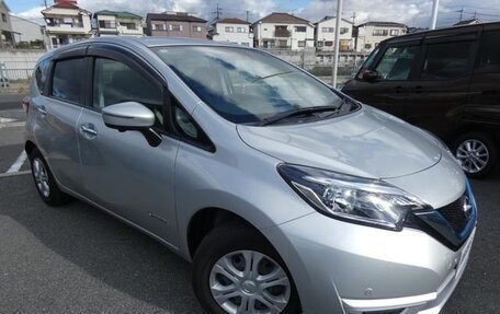 Nissan Note, 2021 год, 1 700 000 рублей, 2 фотография