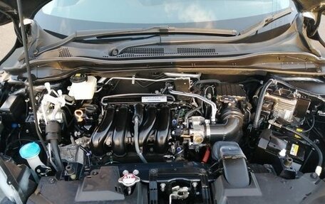 Honda Vezel, 2021 год, 1 672 000 рублей, 10 фотография