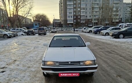 Toyota Vista, 1986 год, 150 000 рублей, 1 фотография