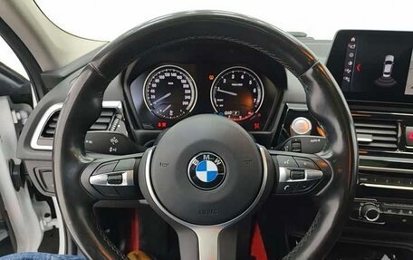 BMW 1 серия, 2021 год, 2 063 000 рублей, 10 фотография