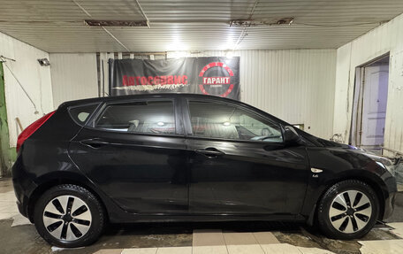 Hyundai Solaris II рестайлинг, 2014 год, 960 000 рублей, 2 фотография