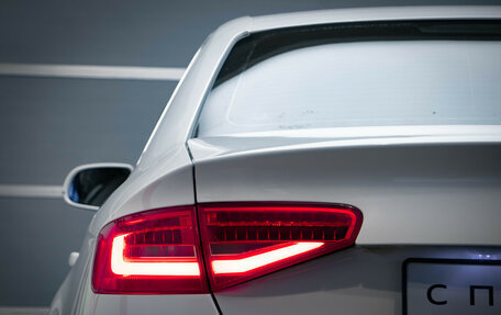 Audi A4, 2015 год, 1 235 000 рублей, 33 фотография