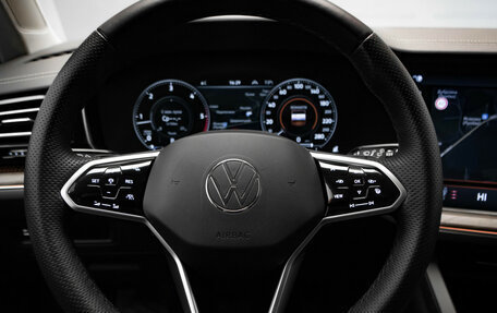 Volkswagen Touareg III, 2019 год, 6 150 000 рублей, 10 фотография