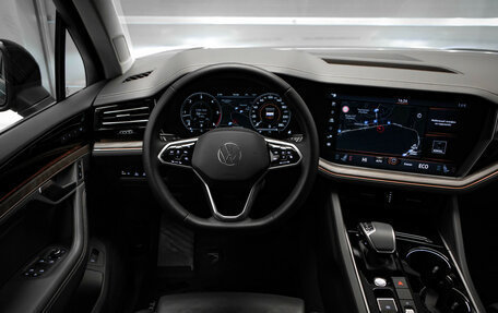 Volkswagen Touareg III, 2019 год, 6 150 000 рублей, 9 фотография