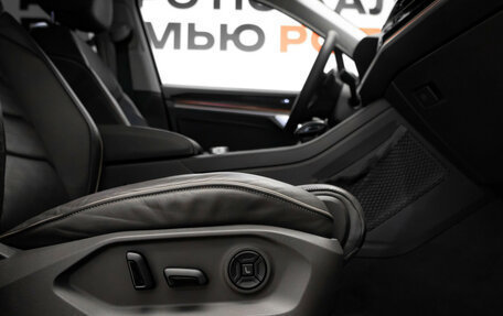 Volkswagen Touareg III, 2019 год, 6 150 000 рублей, 29 фотография