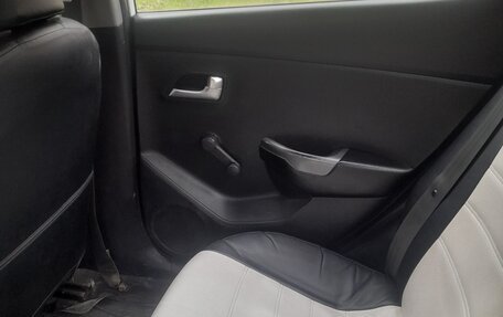 KIA Rio III рестайлинг, 2012 год, 360 000 рублей, 6 фотография