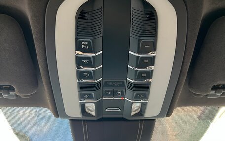 Porsche Cayenne III, 2015 год, 6 000 000 рублей, 7 фотография