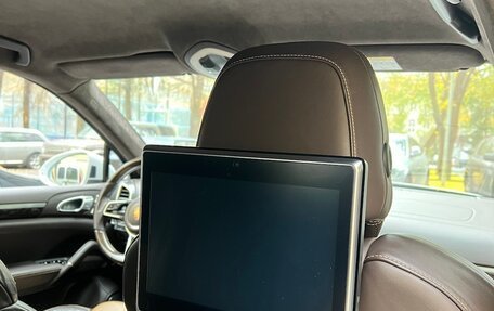 Porsche Cayenne III, 2015 год, 6 000 000 рублей, 8 фотография