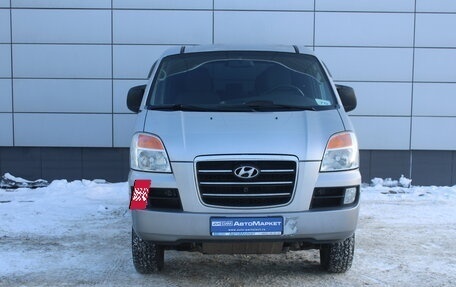 Hyundai H-1 II рестайлинг, 2006 год, 825 000 рублей, 2 фотография