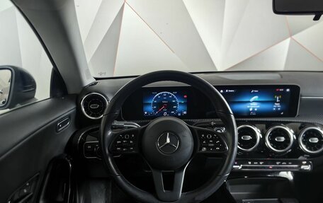 Mercedes-Benz CLA, 2020 год, 2 800 000 рублей, 20 фотография