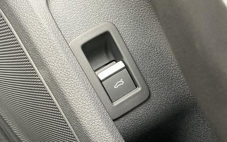 Audi A4, 2021 год, 1 880 000 рублей, 22 фотография