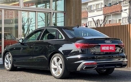 Audi A4, 2021 год, 1 880 000 рублей, 5 фотография
