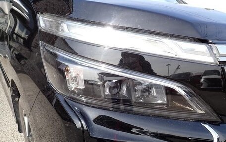 Toyota Voxy III, 2021 год, 1 800 000 рублей, 7 фотография