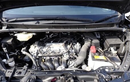 Toyota Voxy III, 2021 год, 1 800 000 рублей, 10 фотография