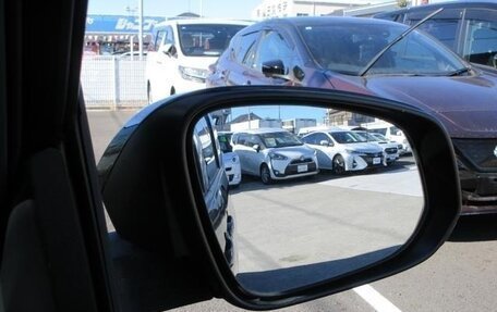 Toyota Noah, 2022 год, 2 993 000 рублей, 15 фотография