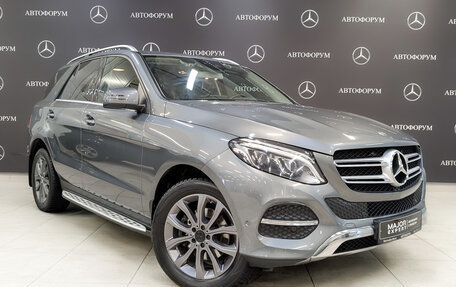 Mercedes-Benz GLE, 2017 год, 4 200 000 рублей, 3 фотография