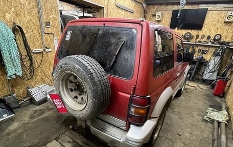 Mitsubishi Pajero III рестайлинг, 1992 год, 320 000 рублей, 4 фотография