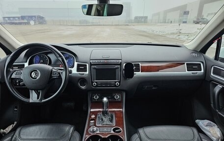 Volkswagen Touareg III, 2016 год, 2 870 000 рублей, 8 фотография