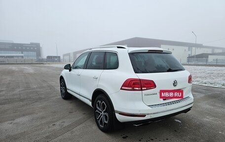 Volkswagen Touareg III, 2016 год, 2 870 000 рублей, 4 фотография
