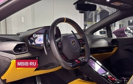 Lamborghini Huracán, 2024 год, 26 250 000 рублей, 12 фотография