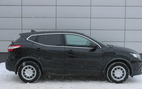 Nissan Qashqai, 2017 год, 1 045 000 рублей, 5 фотография