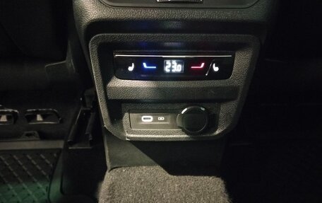 Volkswagen Tiguan II, 2021 год, 3 350 000 рублей, 17 фотография