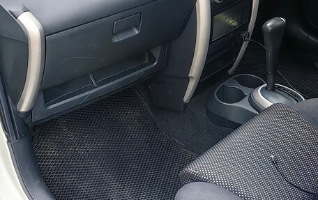 Toyota Ist II, 2004 год, 540 000 рублей, 11 фотография