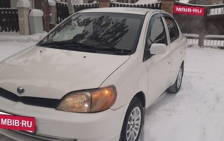 Toyota Platz, 2002 год, 375 000 рублей, 10 фотография