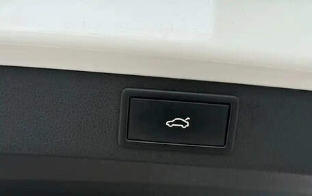 Skoda Karoq I, 2023 год, 1 800 777 рублей, 12 фотография