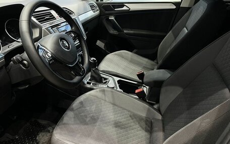 Volkswagen Tiguan II, 2017 год, 1 630 000 рублей, 14 фотография