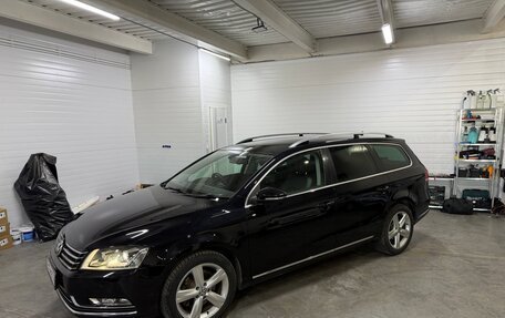 Volkswagen Passat B7, 2012 год, 1 099 800 рублей, 2 фотография