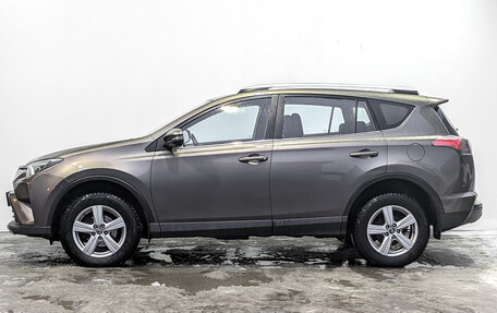 Toyota RAV4, 2018 год, 2 200 000 рублей, 8 фотография