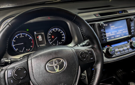 Toyota RAV4, 2018 год, 2 200 000 рублей, 27 фотография